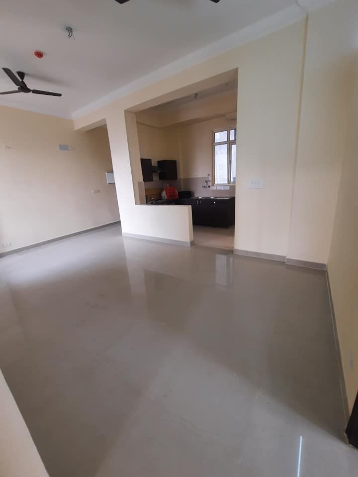 3 Bed/ 3 Bath Rent Apartment/ Flat; 1,645 sq. ft. carpet area, Furnished for rent @Assotech Windsor court sector 78 Noida 