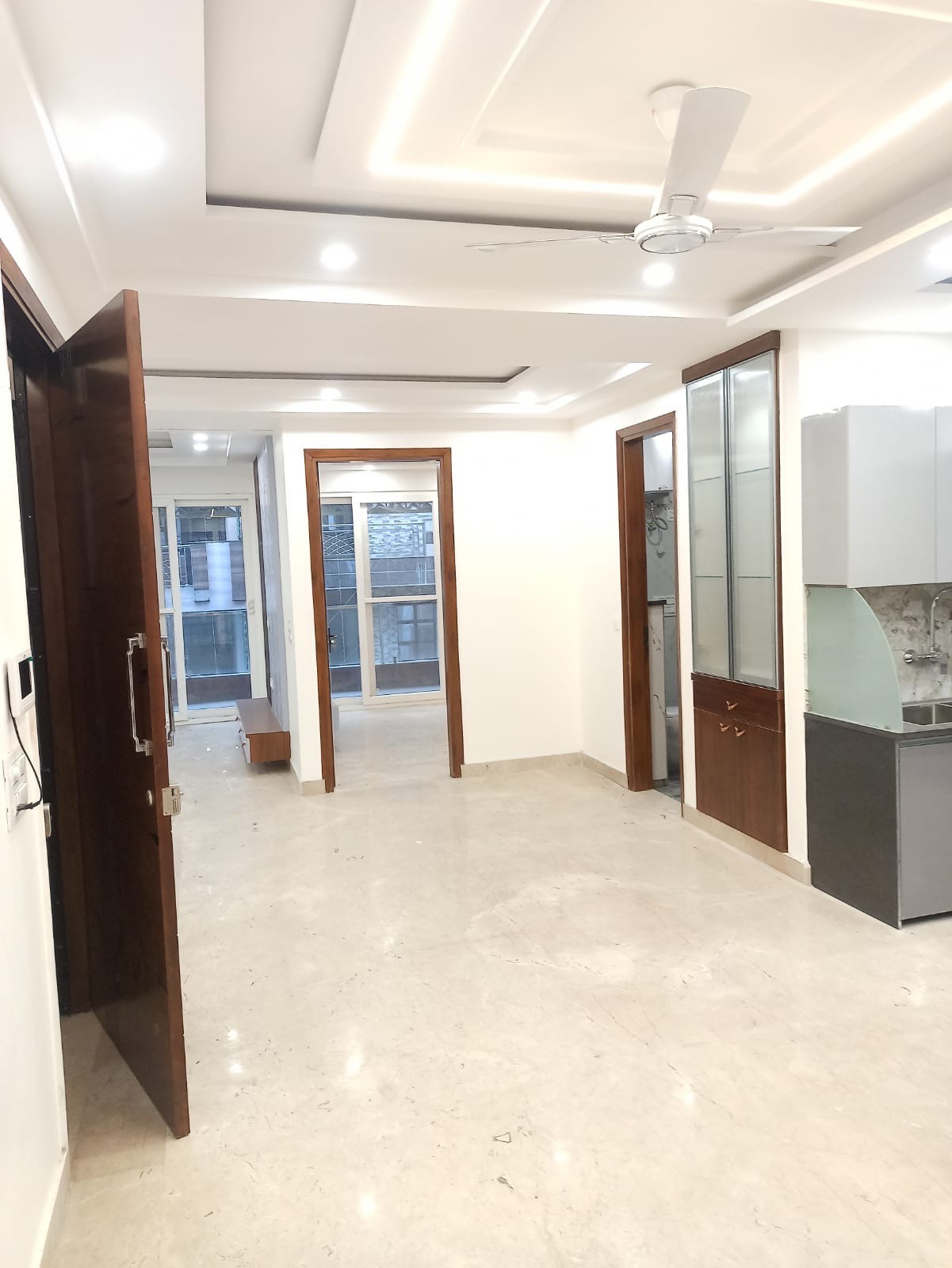 3 Bed/ 2 Bath Sell Apartment/ Flat; 900 sq. ft. carpet area; New Construction for sale @VIRENDER NAGAR 