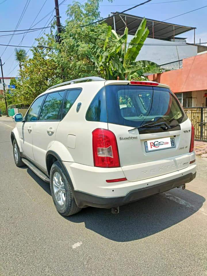 2018 Mahindra Rexton Car/ SUV, 71000 KM, Diesel, Manual