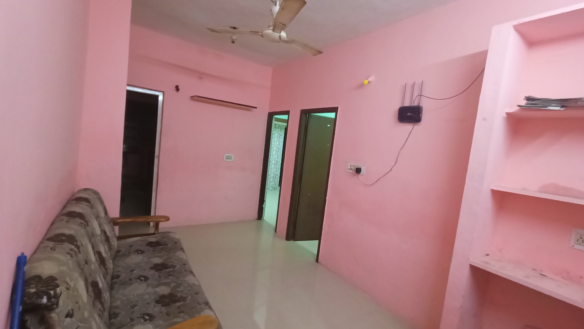 2 Bed/ 1 Bath Rent Apartment/ Flat; 600 sq. ft. carpet area, Furnished for rent @Thoraipakkam