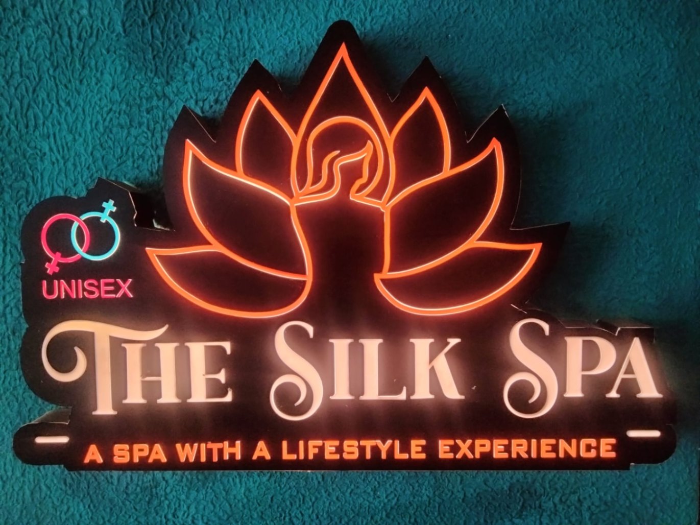 Salons/ Spas; Exp: More than 5 year