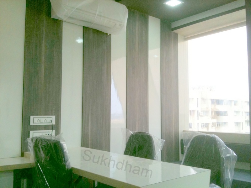 Rent Office/ Shop, 550 sq ft carpet area, Furnished for rent