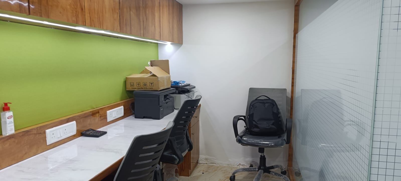 Furnished Office Space on Lease in Kandivali 