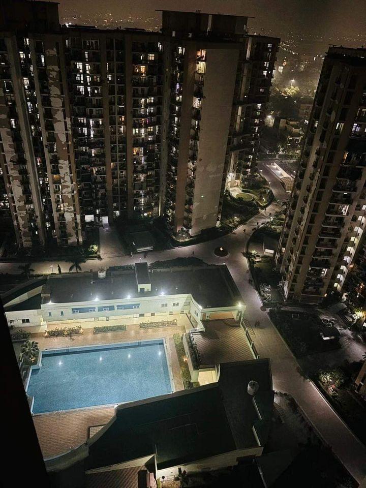 1 Bed/ 1 Bath Rent Apartment/ Flat, Furnished for rent @sector 70 pan-oasis  Noida