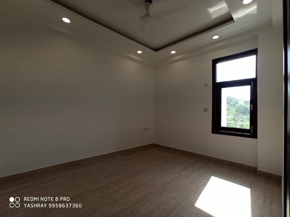 2 Bed/ 2 Bath Rent Apartment/ Flat, Semi Furnished for rent @Saket new delhi