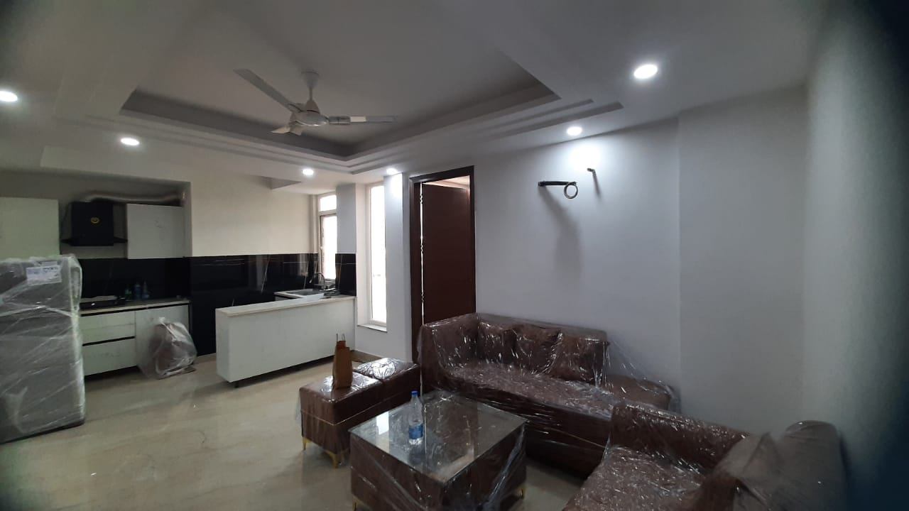 3 Bed/ 3 Bath Rent Apartment/ Flat, Furnished for rent @Saket new delhi