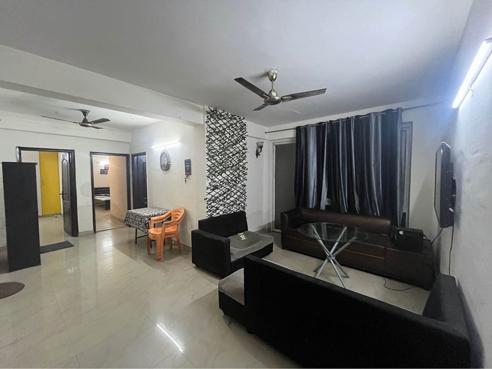 3 Bed/ 3 Bath Rent Apartment/ Flat; 1,578 sq. ft. carpet area, Furnished for rent @sector 78 , noida