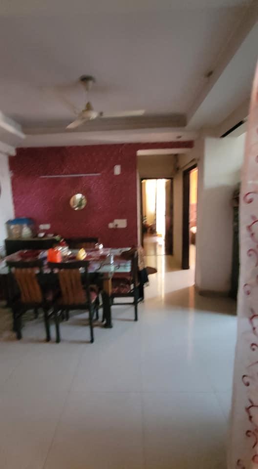3 Bed/ 3 Bath Rent Apartment/ Flat; 1,735 sq. ft. carpet area, Semi Furnished for rent @Prateek Wisteria Sec 77, Noida