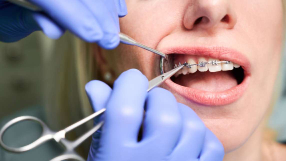 Dentist; Exp: More than 5 year